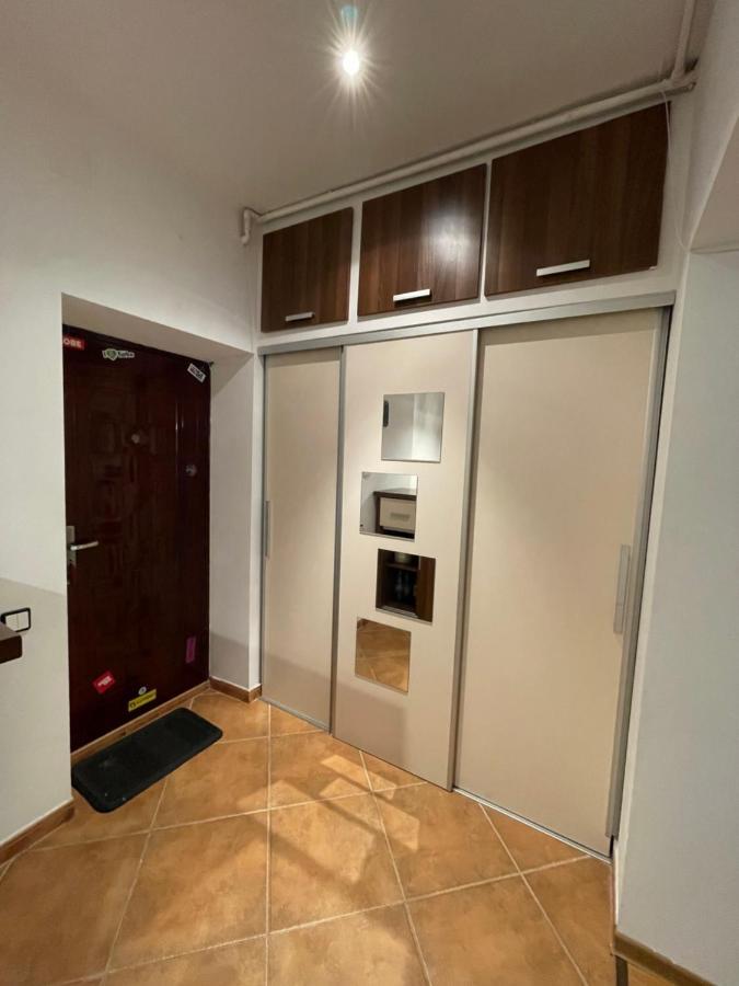 Maan Central Apartment Pet Friendly Location Брашов Екстериор снимка