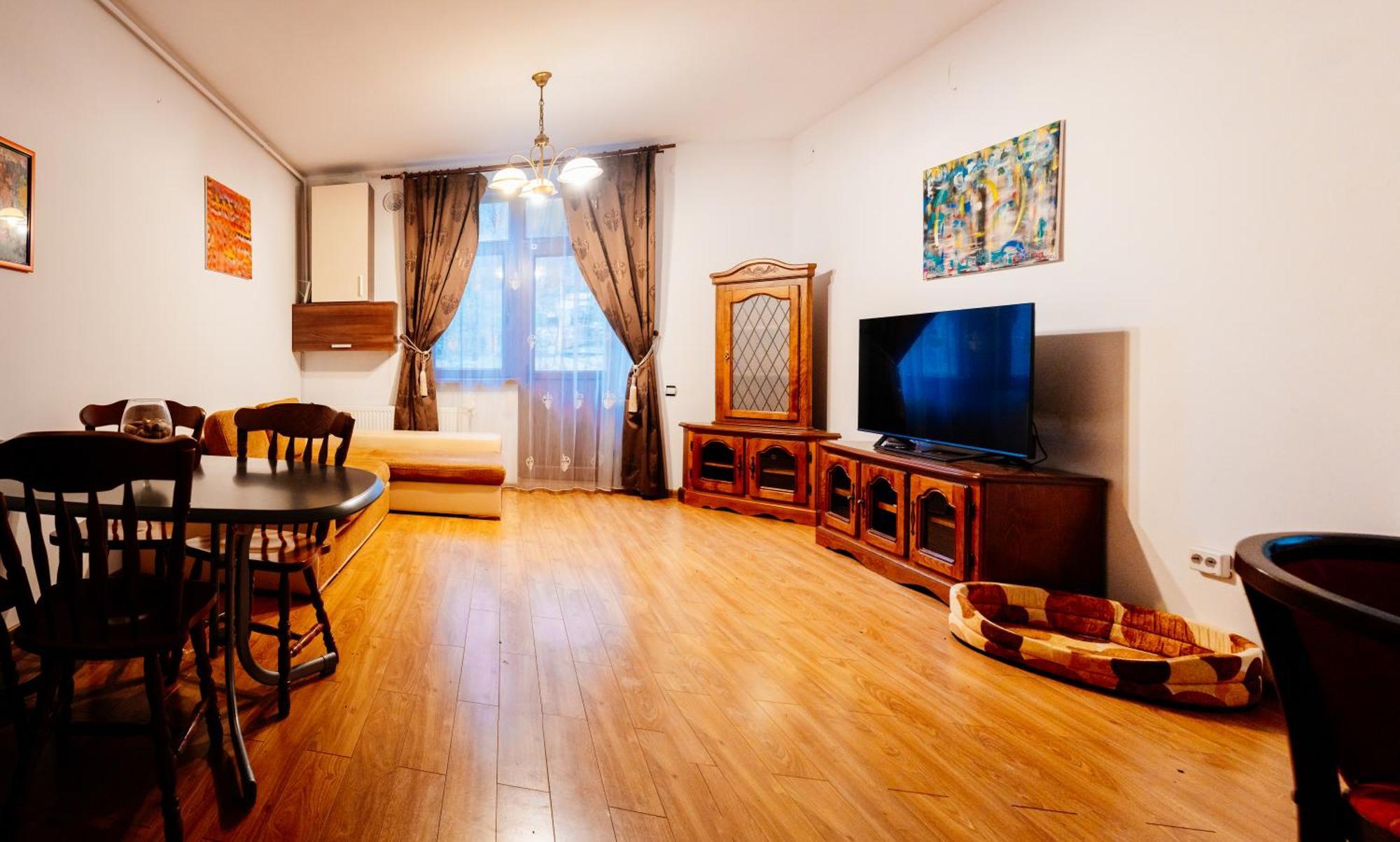 Maan Central Apartment Pet Friendly Location Брашов Екстериор снимка