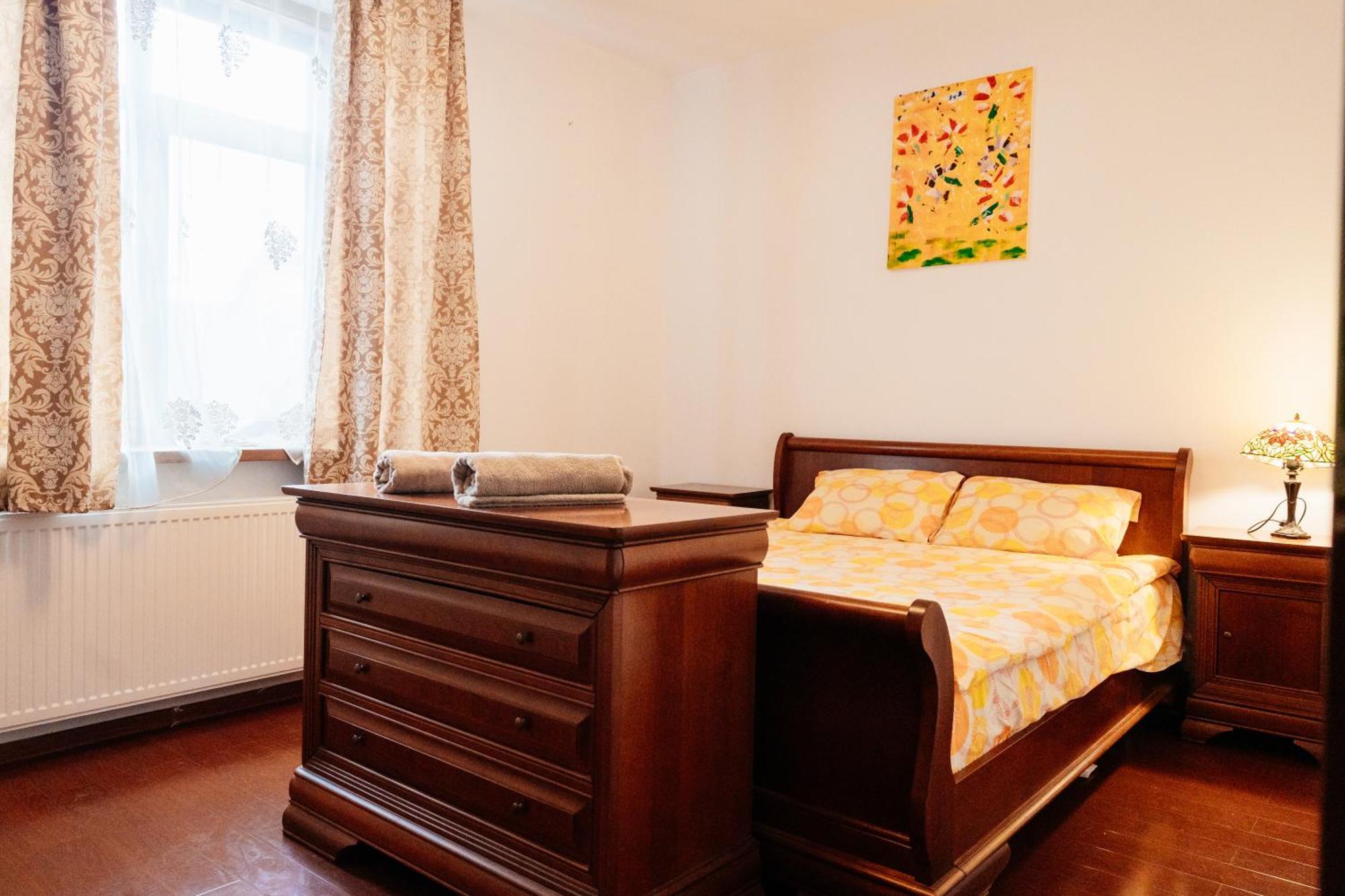 Maan Central Apartment Pet Friendly Location Брашов Екстериор снимка
