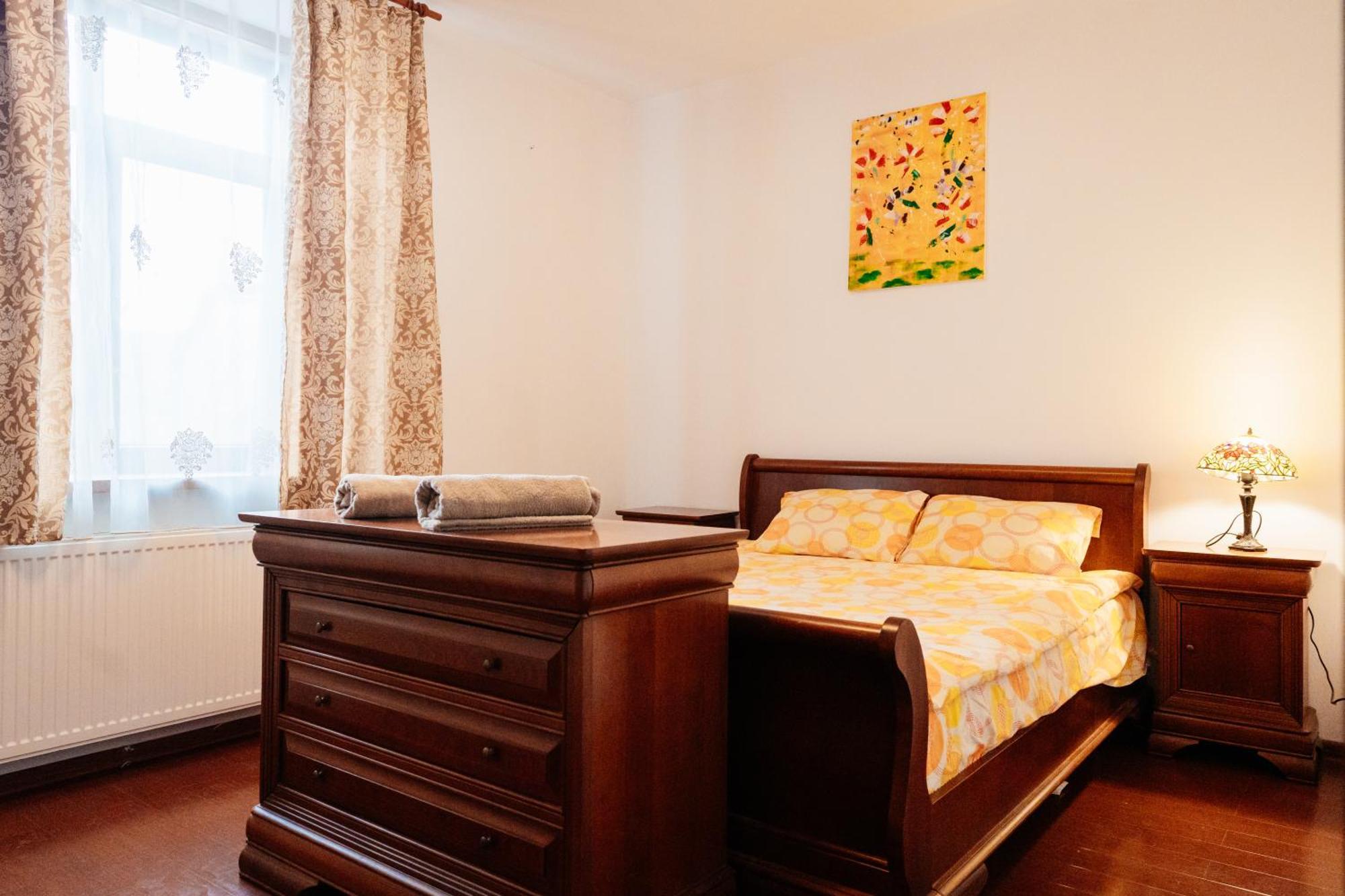 Maan Central Apartment Pet Friendly Location Брашов Екстериор снимка