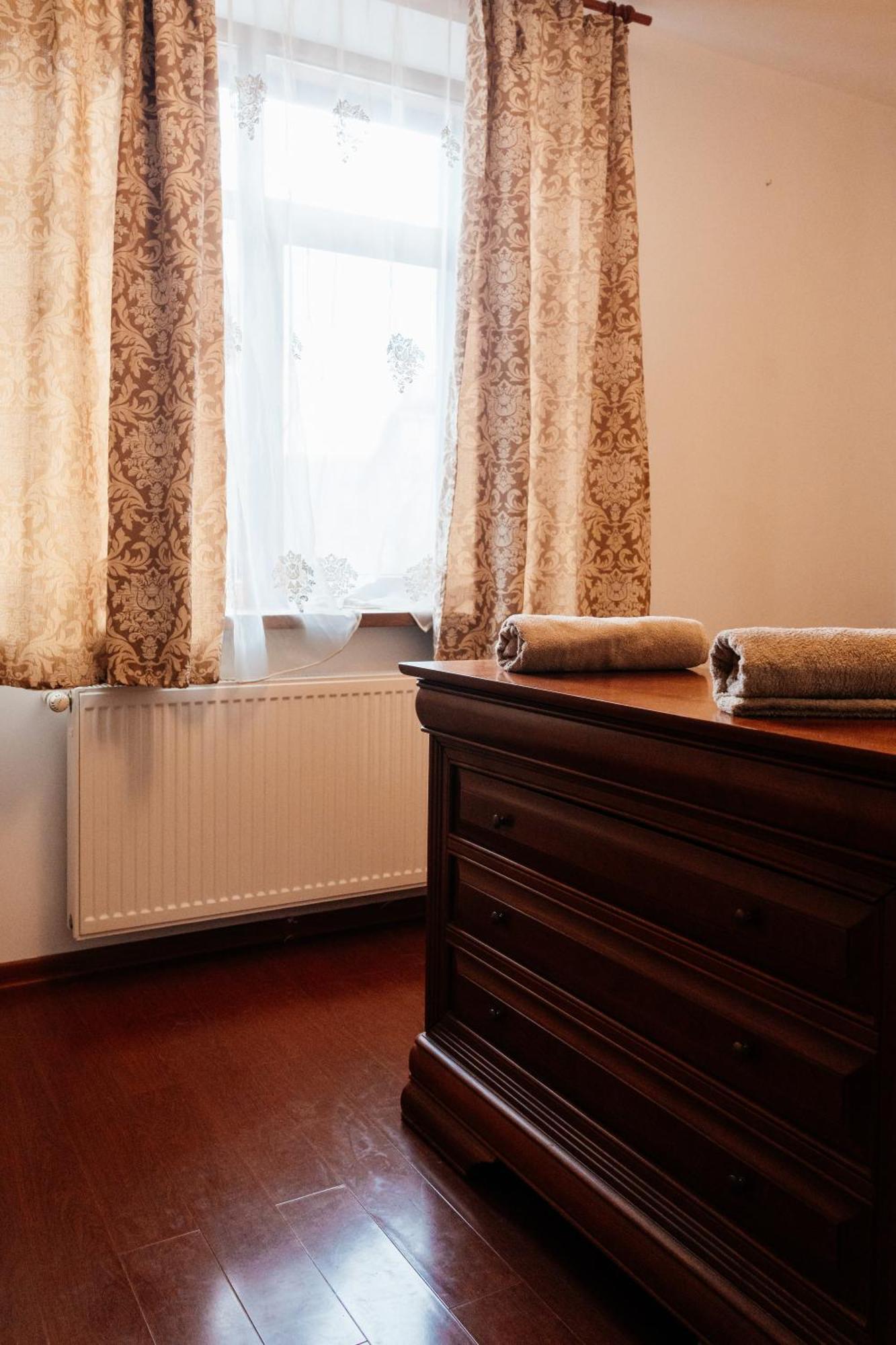 Maan Central Apartment Pet Friendly Location Брашов Екстериор снимка