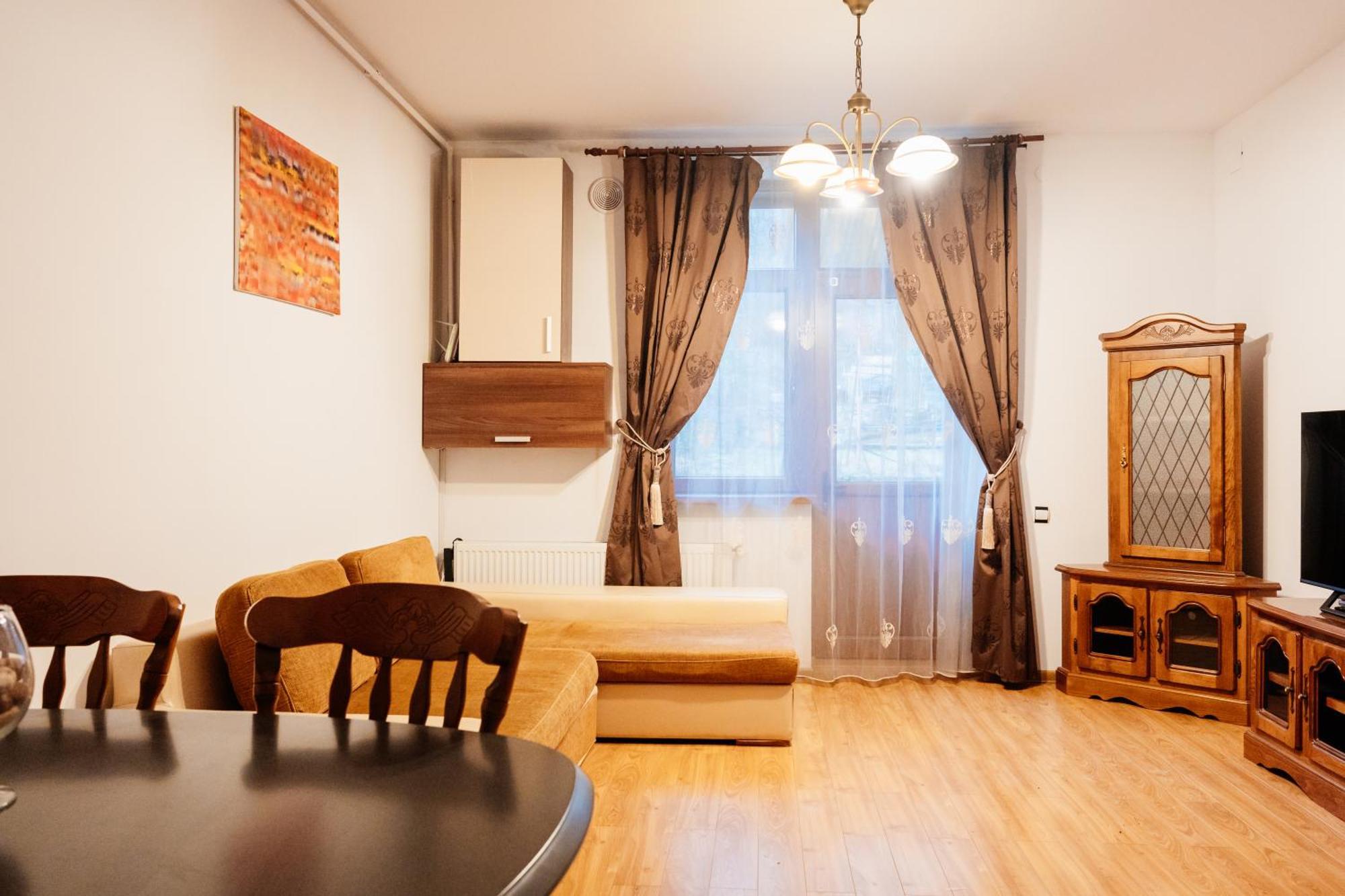 Maan Central Apartment Pet Friendly Location Брашов Екстериор снимка